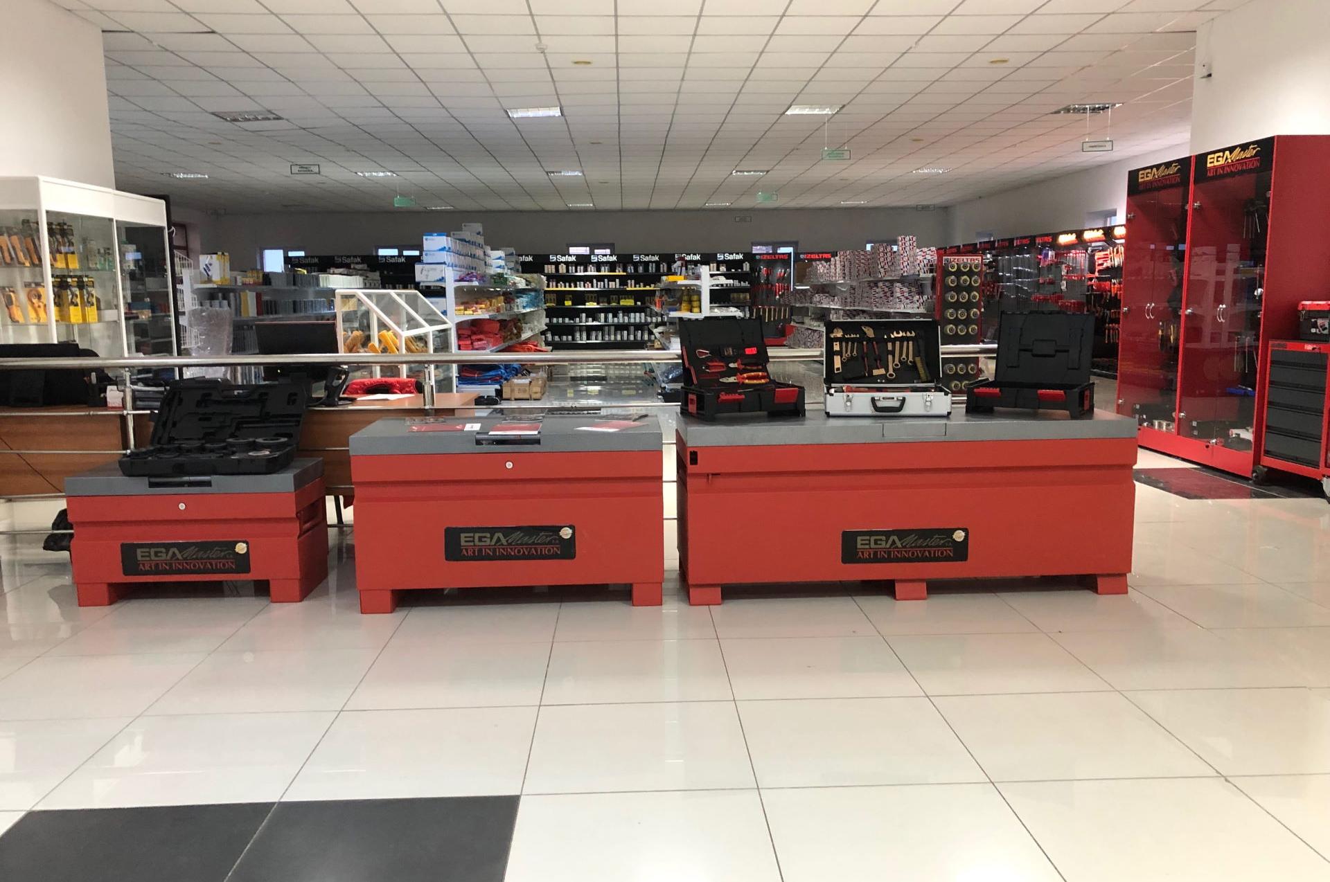 You can see our products in 800 m2 Showroom